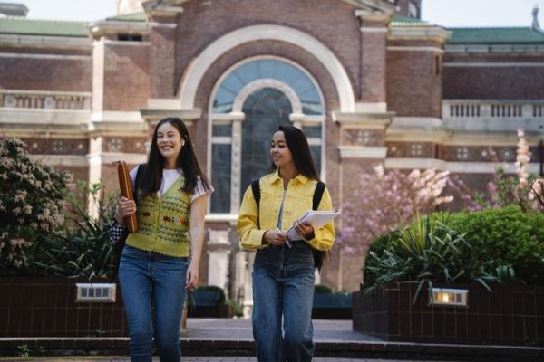 2025年6月22日五行穿衣 穿什么吉利
